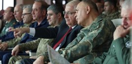 Yaşar Gülər Kərim Vəliyevlə birlikdə "Atəş sərbəst- 2025" təlimini izləyib