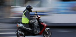 Azərbaycanda moped idarə etmək üçün sürücülük vəsiqəsi tələb olunacaq
