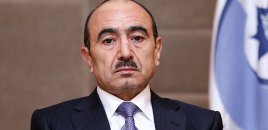 Əli Həsənov: “Ramiz Mehdiyevin mənə nə dəxli var?”
