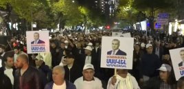 İrəvanda Samvel Karapetyana görə mitinq keçirilir