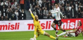 “Beşiktaş” öz meydanında məğlub olub