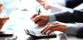 Bu halda işçiyə 8 gün əlavə məzuniyyət verilə bilər