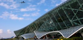 Kazan və Moskvadan Dubaya uçan təyyarələr Bakıya eniş edib