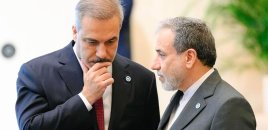 Hakan Fidan İran XİN rəhbərinə zəng etdi