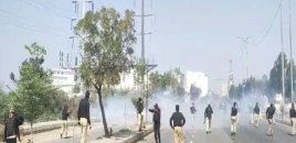 Pakistanda ABŞ konsulluğu qarşısında baş verən toqquşma 8 nəfər ölüb