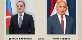 Azərbaycanın xarici işlər naziri İraqın Baş nazirinin müavini ilə danışıb