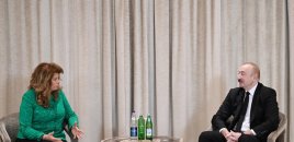 Prezident həmkarını təbrik etdi