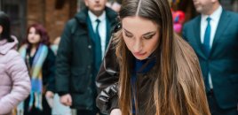 “Anama hədiyyə verəcəyəm” - Alena Əliyeva - Video