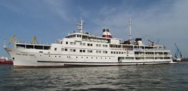 İran gəmisinə hücum edildi: 101 nəfər...