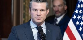 ABŞ-nin müharibə naziri: Hind okeanında İranın hərbi gəmisini biz vurmuşuq