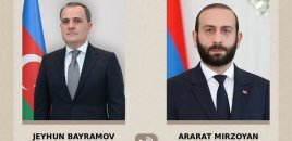 Ararat Mirzoyan Ceyhun Bayramova zəng edib, İranın dron hücumları müzakirə olunub
