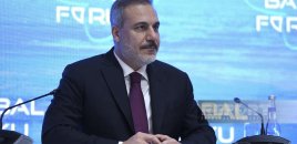 Türkiyə XİN rəhbəri: Azərbaycan və Ermənistan arasında sülh üçün atılan addımları məmnuniyyətlə qarşılayırıq