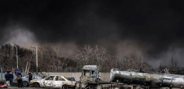 İranda “qara yağış” yağdı - Fotolar