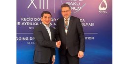 Hikmət Hacıyev Aİ-nin xüsusi nümayəndəsi ilə TRIPP-i müzakirə edib