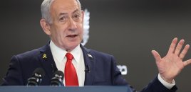 Netanyahu yoxa çıxmadığını, 5 barmağı olduğunu bu video ilə sübut etdi