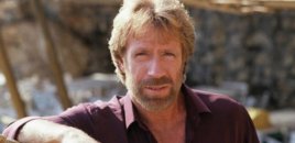 Çak Norris xəstəxanaya yerləşdirildi