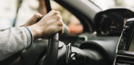 Yeniyetmə sürücülərin törətdiyi qəzaların sayı niyə artır? - VİDEO