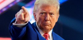 Tramp ABŞ hava limanlarına polisi göndərəcəyi ilə hədələyib