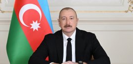 İlham Əliyev yunanıstanlı həmkarını milli bayram münasibətilə təbrik edi