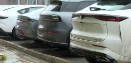 Küçəni zəbt edən nömrəsiz maşınların sahibləri cərimələndilər - VİDEO