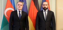 Ceyhun Bayramov və Ararat Mirzoyan arasında telefon danışığı olub