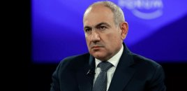 Kilsədə ibadət zamanı Paşinyanı vurmağa cəhdlə bağlı iki nəfər saxlanılıb