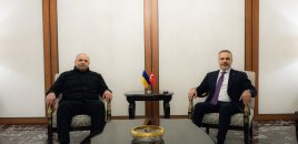 Hakan Fidan Rustem Umerov ilə görüşüb