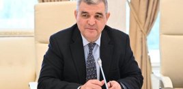 Fazil Mustafa baba oldu