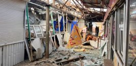 Rusiya ordusu Ukraynada bazarı dronla vurub: 5 nəfər ölüb, 19 yaralı var