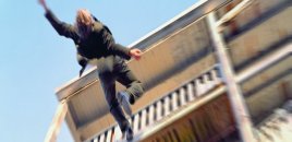 Üçüncü mərtəbədən yıxılan yeniyetmə 3 gün sonra öldü