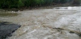 Quba və Qusarda çaylardan sel keçir