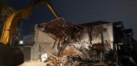 Keşlədə kollektorun üzərində tikilmiş evin söküntüsünə başlanılıb