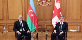 İlham Əliyev Mixeil Kavelaşvili ilə təkbətək görüşdü
