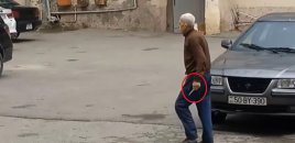 Sumqayıtda yaşlı kişi uşaqlara hücum edib - VİDEO