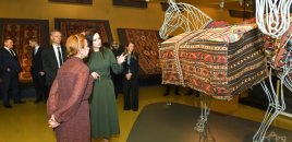 Baş nazir Milli Xalça Muzeyində - FOTOLAR