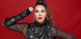 Məşhur müğənni Yunanıstandan deport olundu - VİDEO