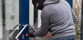 Bakıda marketlərdən oğurluqda şübhəli bilinən 5 nəfər saxlanılıb