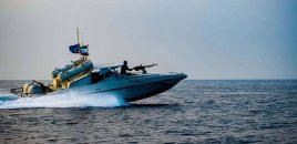 Pakistan sahillərində mühafizə katerinə hücum edilib, ölənlər var