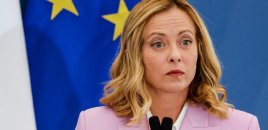 Meloni: İsraillə müdafiə müqavilələrinin avtomatik yenilənməsi dayandırılıb