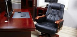 Tanınmış professor işdən çıxdı - FOTO