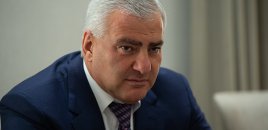 Karapetyanın ev dustaqlığı daha 3 ay artırıldı