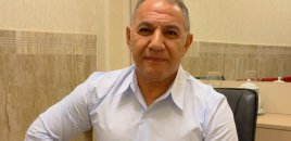 Ədalət Şükürov müğənnilərə səsləndi: "Kitab oxuyun"