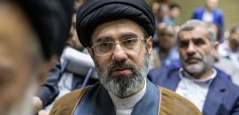 Müctəba Xamenei: İran donanması döyüşə hazırdır