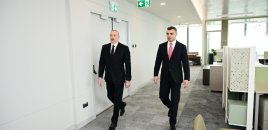 İlham Əliyev Mərkəzi Bankın yeni binasının açılışında - FOTOLAR