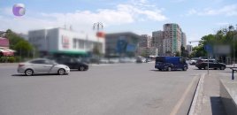 Bakıda piyalara çətinlik yaradan küçə yenilənir - VİDEO