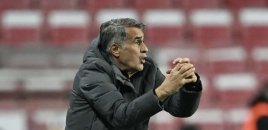 Şenol Günəş: "Türkiyə millisi bu nəticədən dərs çıxarmalıdır"