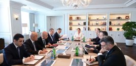 Birinci vitse-prezident Mehriban Əliyevanın sədrliyi ilə Rəqəmsal İnkişaf Şurasının ilk iclası keçirilib - FOTO