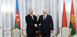 İlham Əliyev Lukaşenkonu təbrik etdi