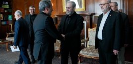 Əraqçi "Hizbullah" və HƏMAS üzvləri ilə görüşdü