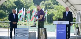 İlham Əliyev Laçında “Həkəriçay” su anbarının təməlini qoydu